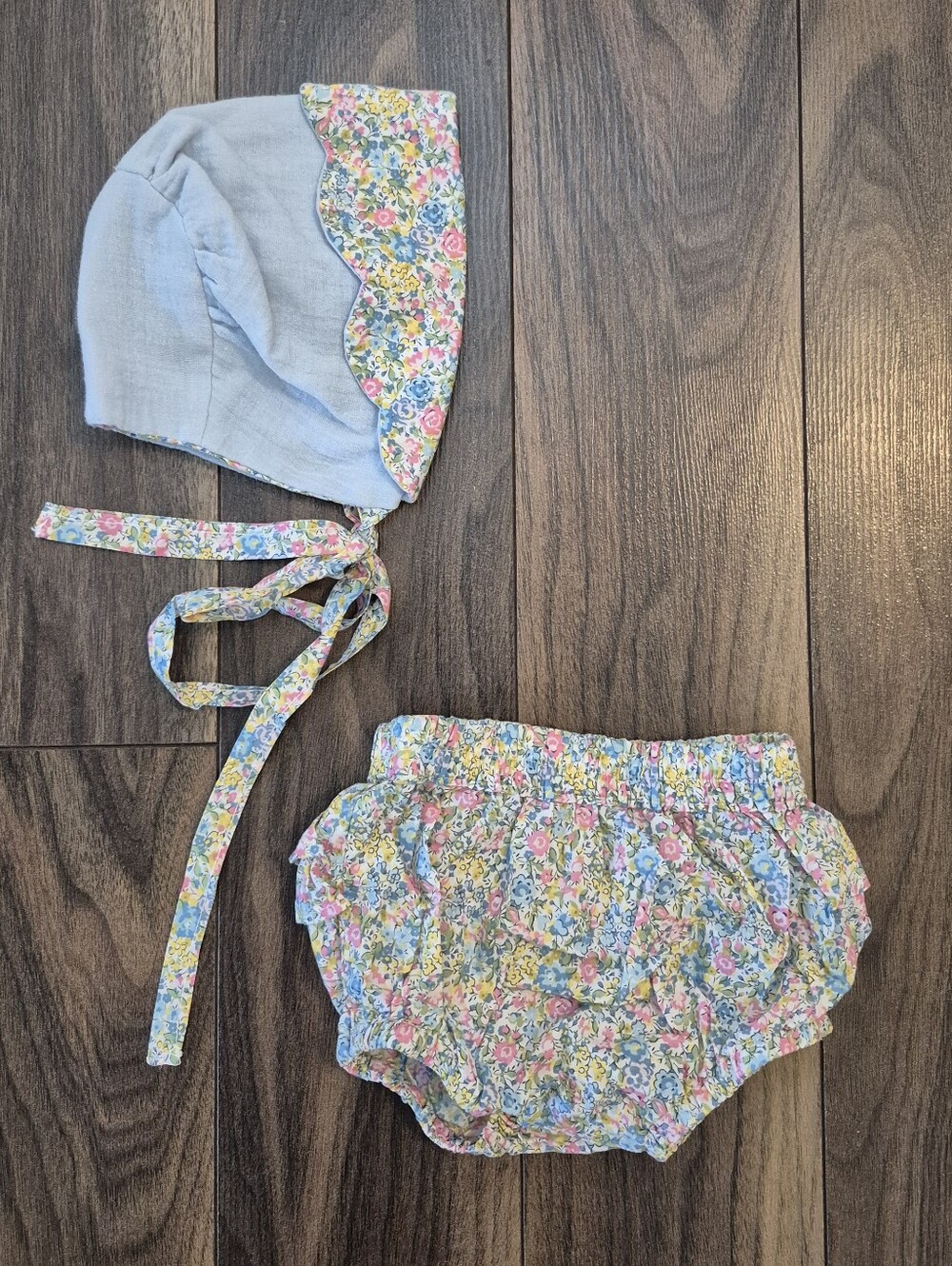 ETSY 'LIBERTY FABRIC' Bonnet & Bloomers Set